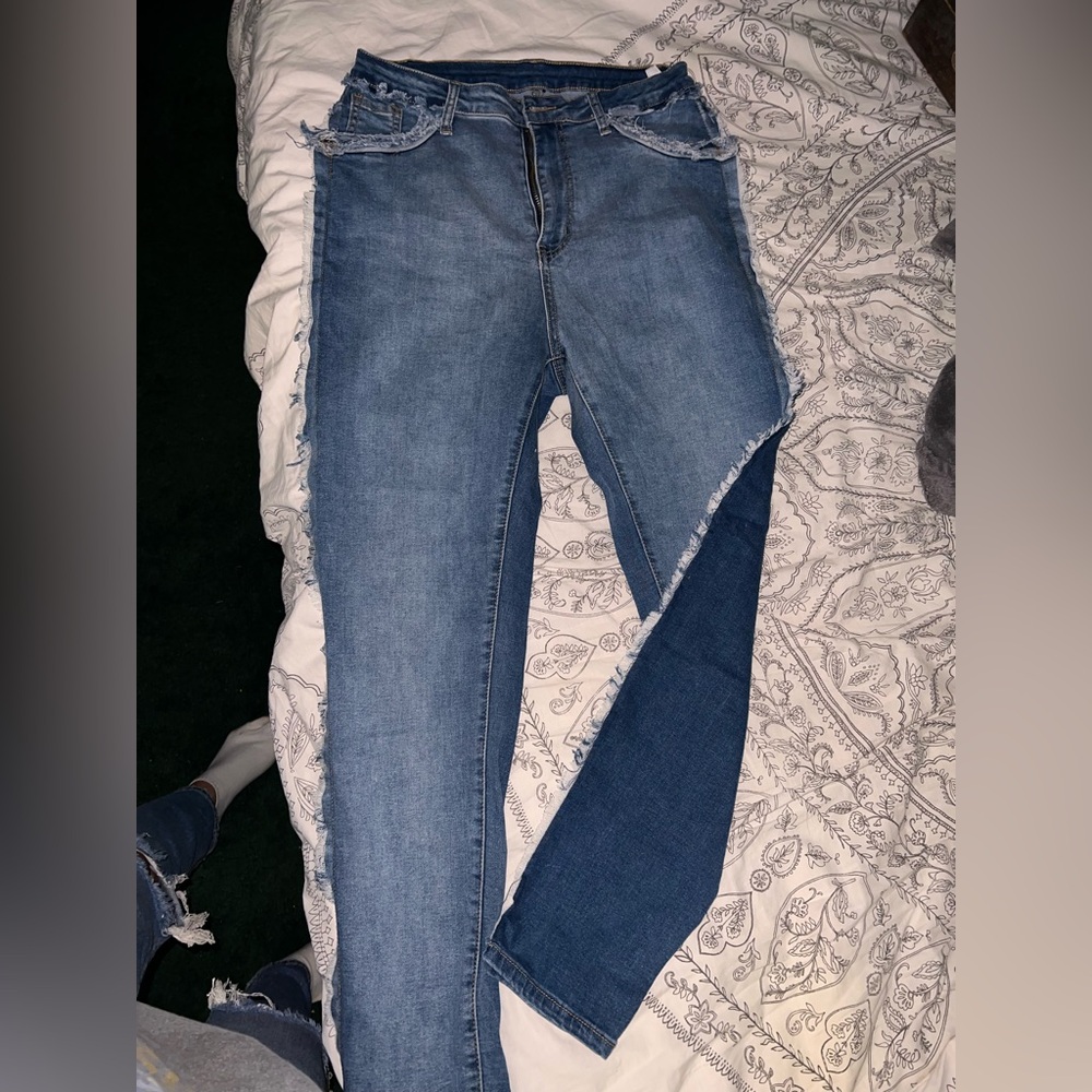 Stylish Two-Tone Denim Jeans